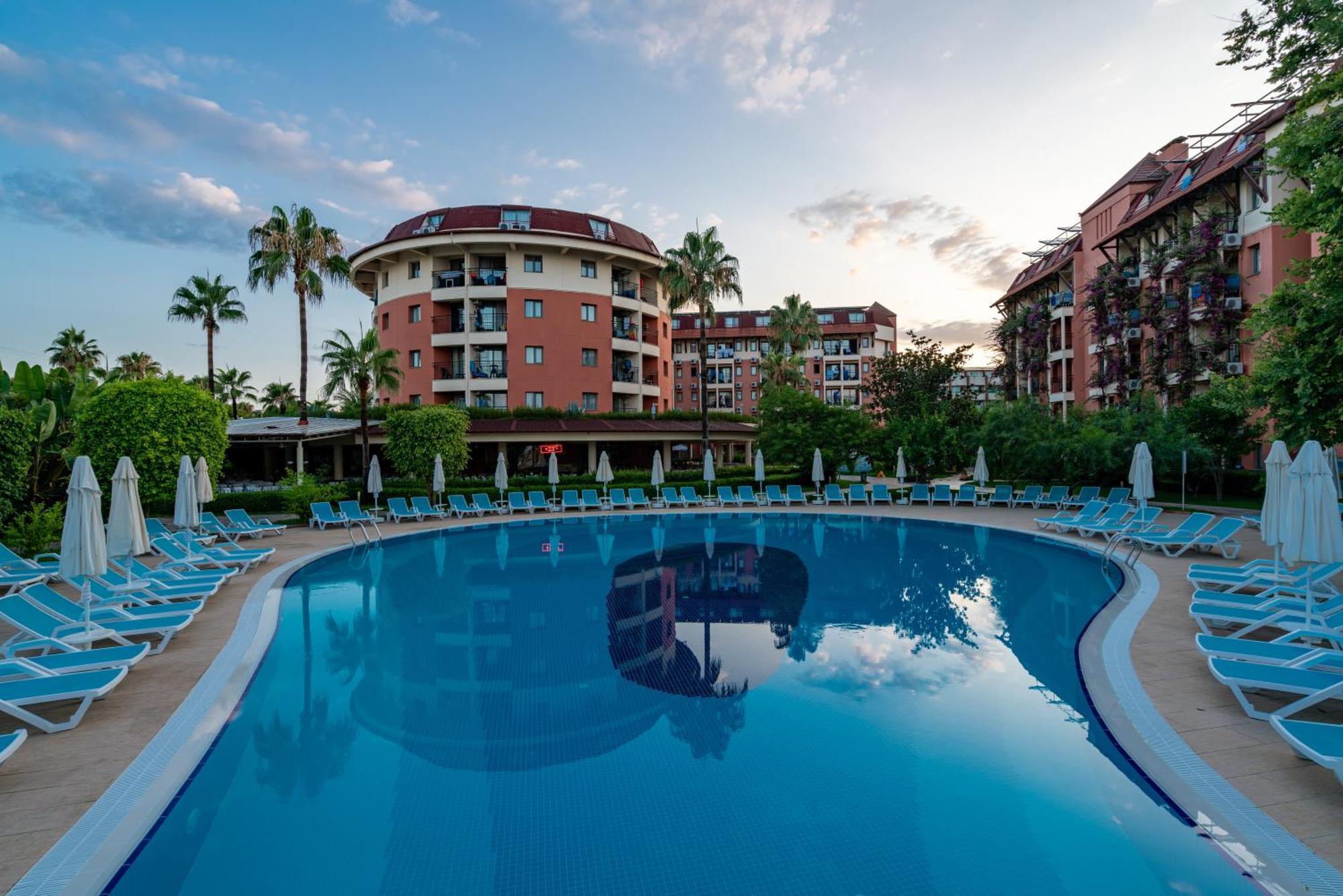 Palmeras Beach Hotel Ultra All Inclusive Konaklı Exterior foto